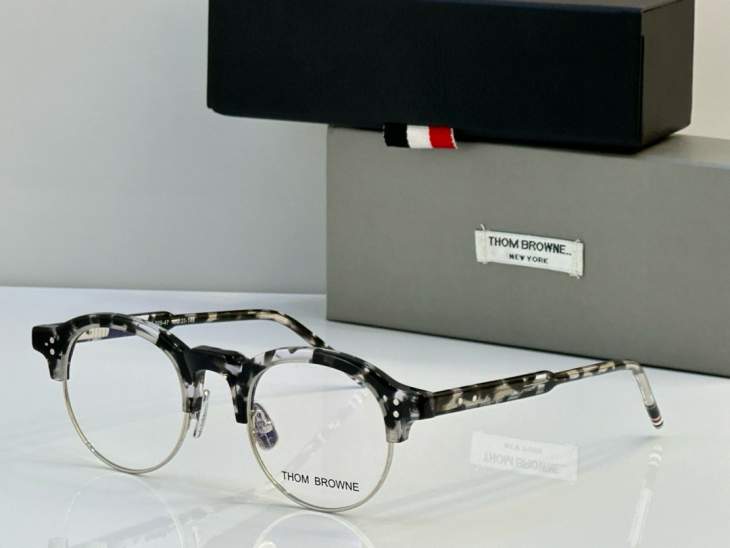 Picture of Thom Browne Sunglasses _SKUfw65039647fw